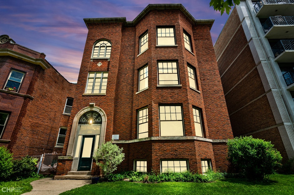 5825 North Kenmore Avenue, Chicago, IL 60660, Presented by The Biazar Group, North Clybourn